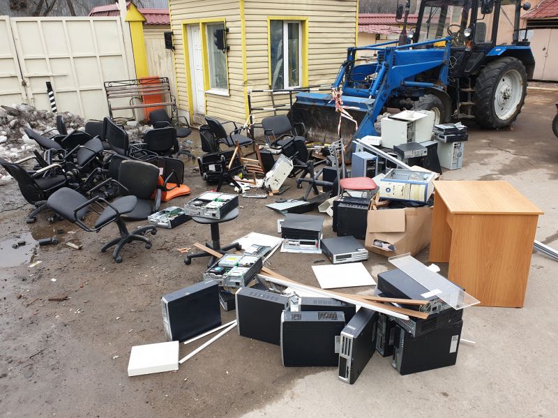 Office Furniture Removal in Chico, CA